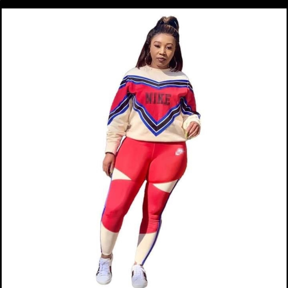 Plus Size Active Set / Set Deportivo - image 1